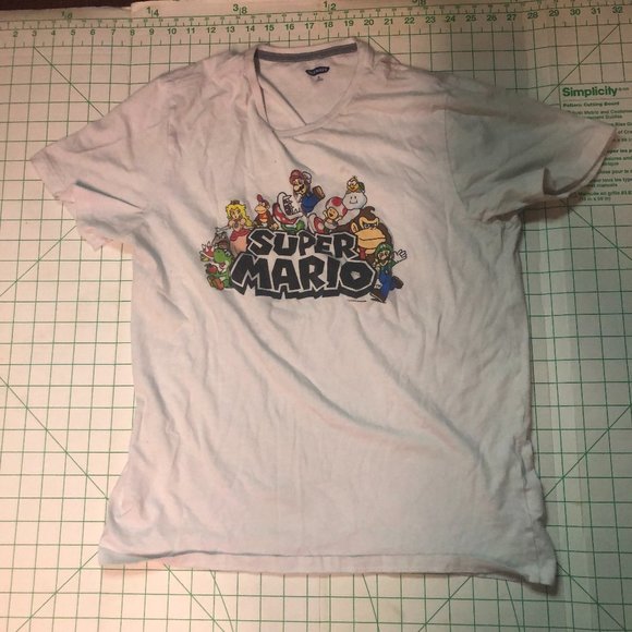 Old Navy Other - old navy Nintendo Super Mario T Shirt Size medium white short sleeve